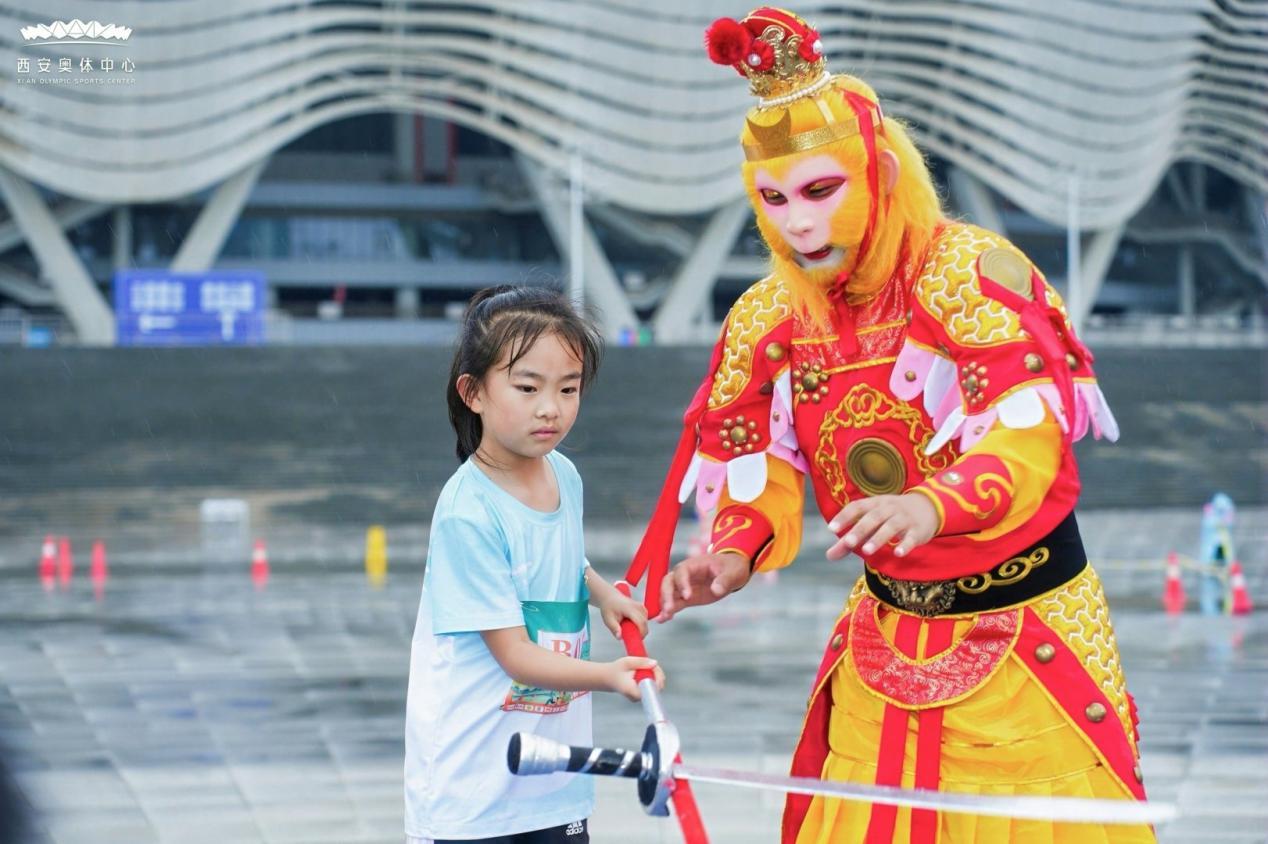 闯关、游园、学文化！西安奥体中心亲子定向赛沉浸式体验唐风乐趣