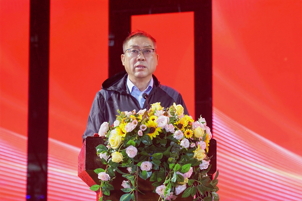 风雨无阻筑梦陕财 青春启航共谱华章——陕西财经职业技术学院2026年“庆双节 迎新生”文艺晚会圆满举行