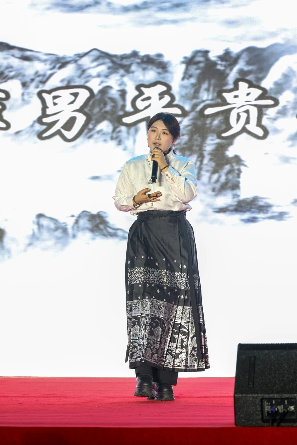震撼来袭！西安现代综合职业高中2026级迎新晚会“封神”！