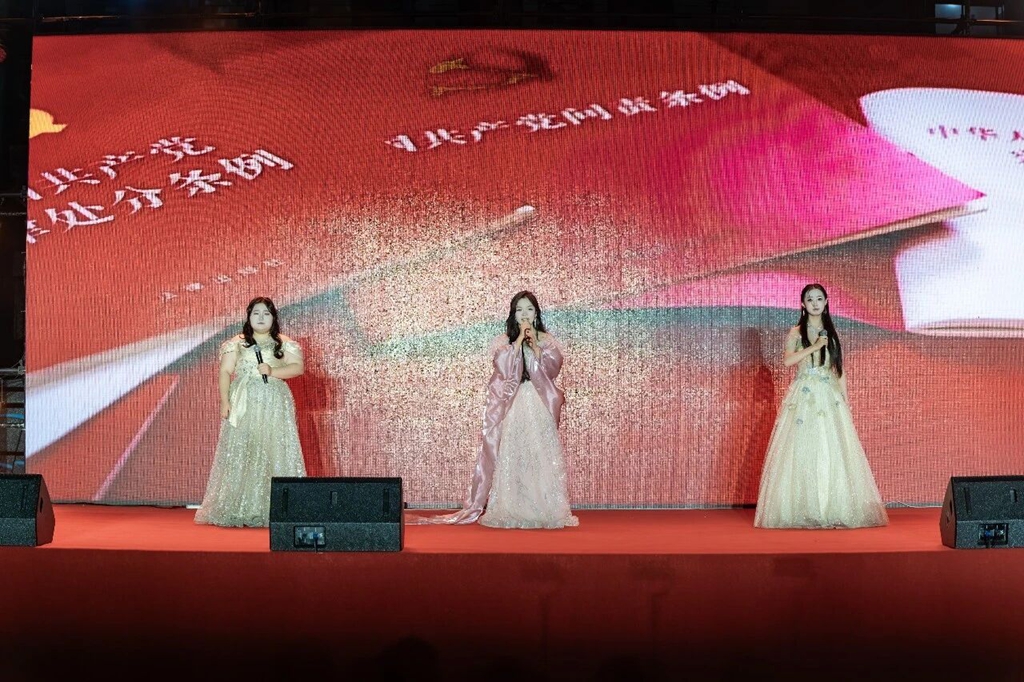 震撼来袭！西安现代综合职业高中2026级迎新晚会“封神”！