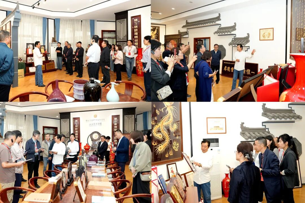 第十三届职业教育与城市发展高层对话会领导专家赴陕西财经职业技术学院调研